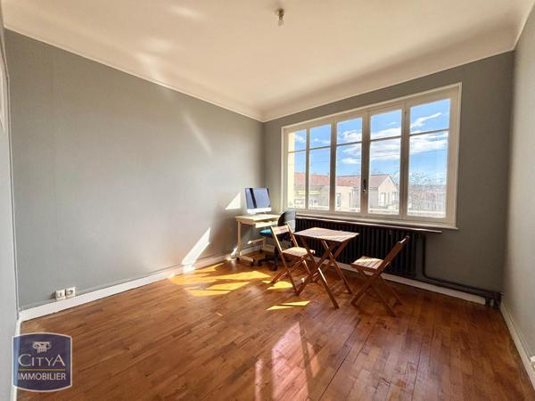 Appartement à louer 4 pièces 104.97m²