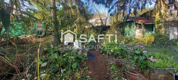 VITRY: Terrain à bâtir dans une zone pavillonnaire