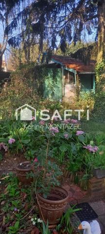 VITRY: Terrain à bâtir dans une zone pavillonnaire