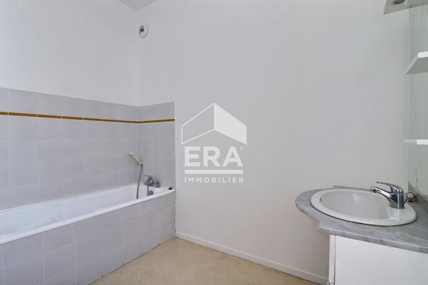 APPARTEMENT T3 - PLACE DU VIGAN