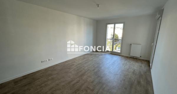 Location Appartement 2 pièces 48.5 m² - Chelles 77500