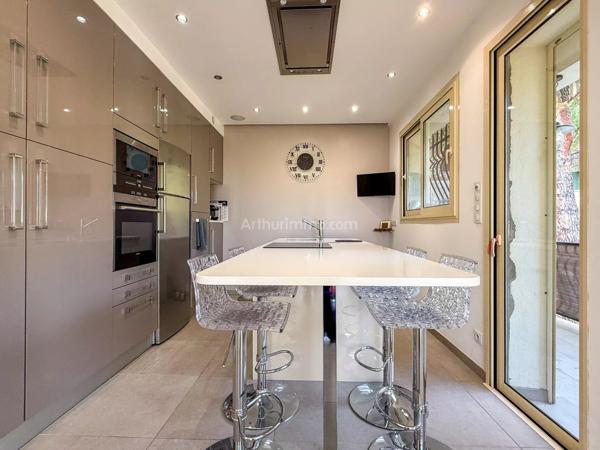 Vente Appartement 6 pièces 166 m2 à Draguignan