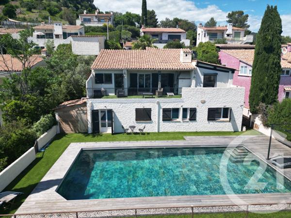 Maison à vendre  5 pièces - 130 m2 ROQUEBRUNE SUR ARGENS - 83