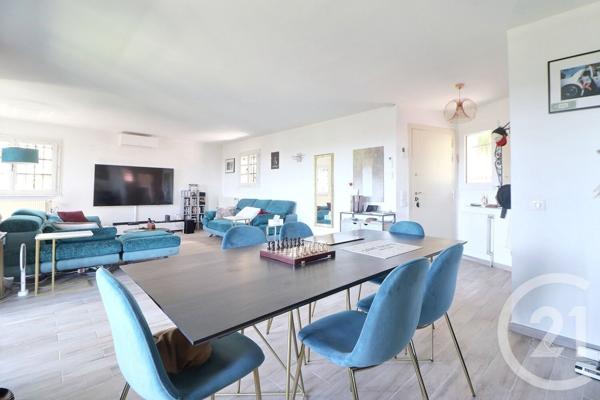 Maison à vendre  5 pièces - 130 m2 ROQUEBRUNE SUR ARGENS - 83