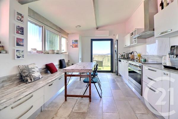 Maison à vendre  5 pièces - 130 m2 ROQUEBRUNE SUR ARGENS - 83