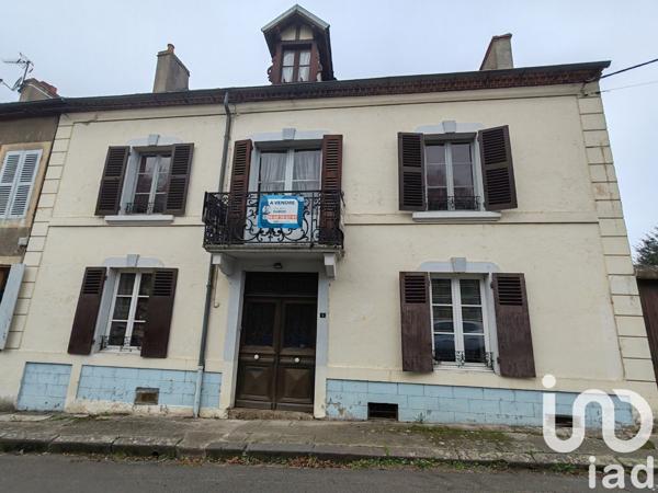Maison à vendre 6 pièces 137 m² Saint-Gérand-le-Puy