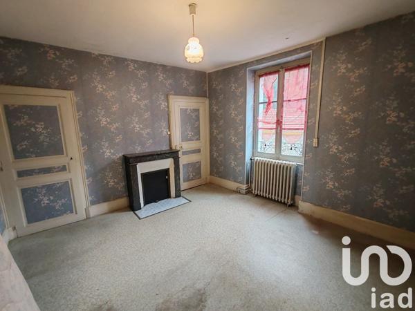 Maison à vendre 6 pièces 137 m² Saint-Gérand-le-Puy