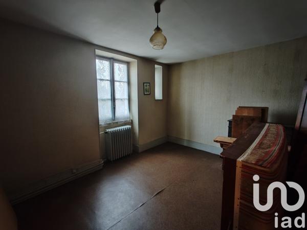 Maison à vendre 6 pièces 137 m² Saint-Gérand-le-Puy