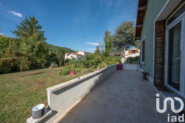 Maison à vendre 4 pièces 92 m² Jaujac