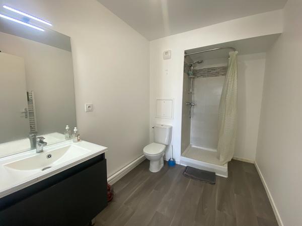 Appartement Corbeil Essonnes 2 pièce(s) 43.70 m2