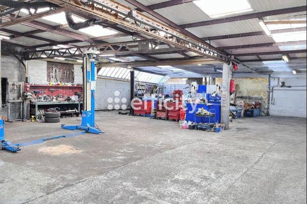 Local Commercial - 450 m²