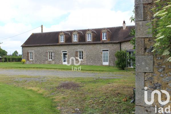 Maison à vendre 10 pièces 370 m² Évron