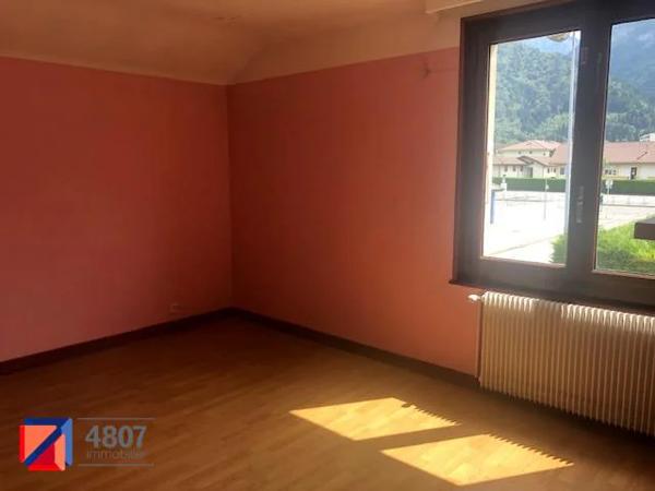 Maison à louer à Scionzier (74950)