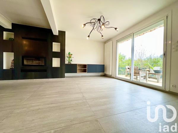 Maison 6 pièces de 128 m² à Saint-Jacques-de-la-Lande (35136)