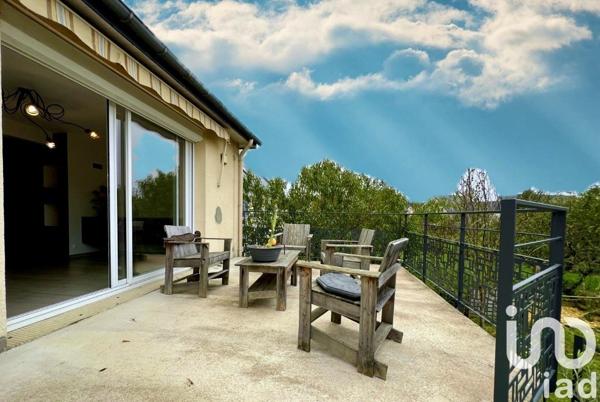 Maison 6 pièces de 128 m² à Saint-Jacques-de-la-Lande (35136)