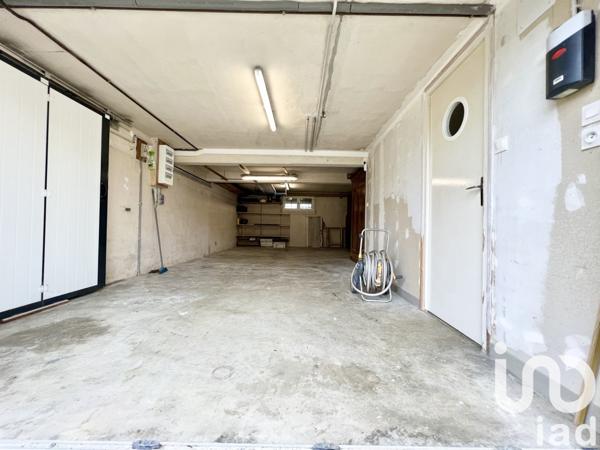 Maison 6 pièces de 128 m² à Saint-Jacques-de-la-Lande (35136)