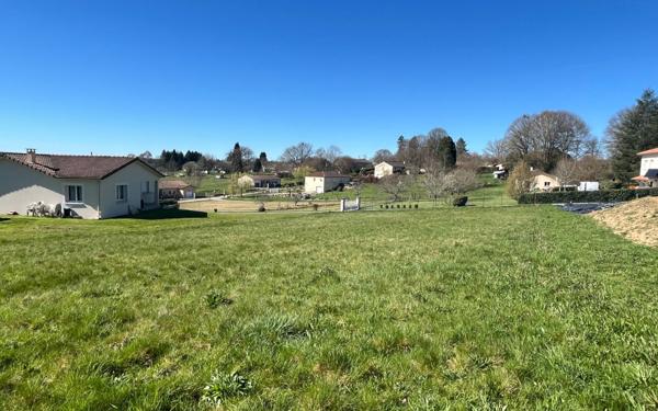 Terrain à vendre    Ambazac
