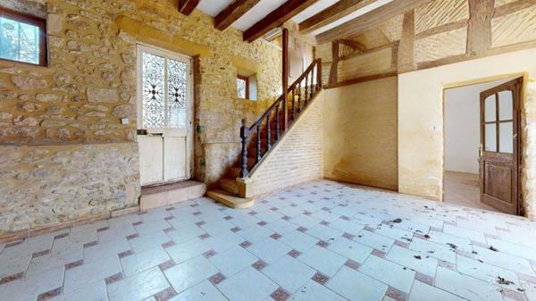 Maison ancienne - Belves Propriété en pierre du Périgord avec dépendances, piscine, vue dégagée et calme !