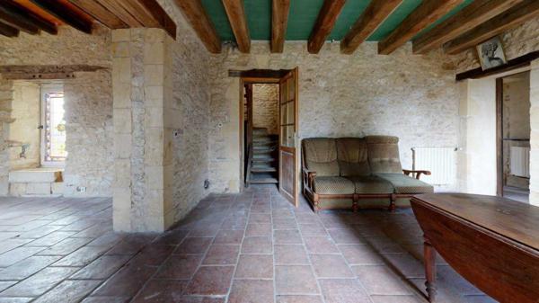Maison ancienne - Belves Propriété en pierre du Périgord avec dépendances, piscine, vue dégagée et calme !