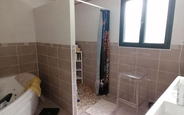 Maison à vendre    4 pièces • 169 m2 Semussac