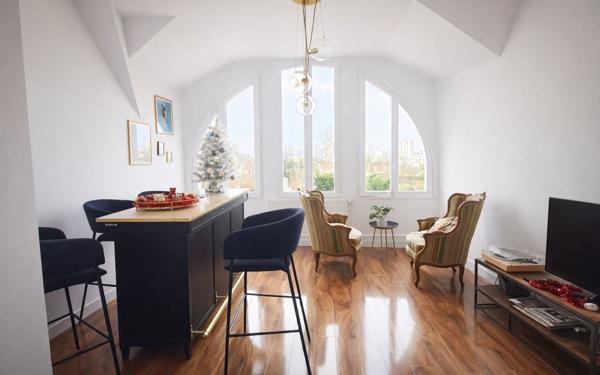 Appartement à vendre    4 pièces • 155 m2 Bourg-en-Bresse