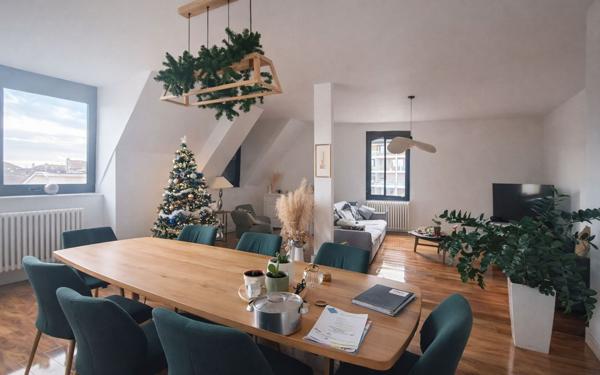 Appartement à vendre    4 pièces • 155 m2 Bourg-en-Bresse