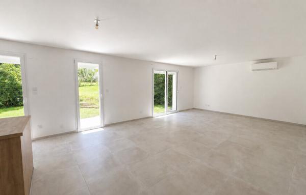 Maison de 282 m²