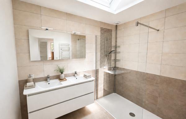 Maison de 282 m²