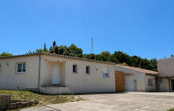 Maison de 282 m²