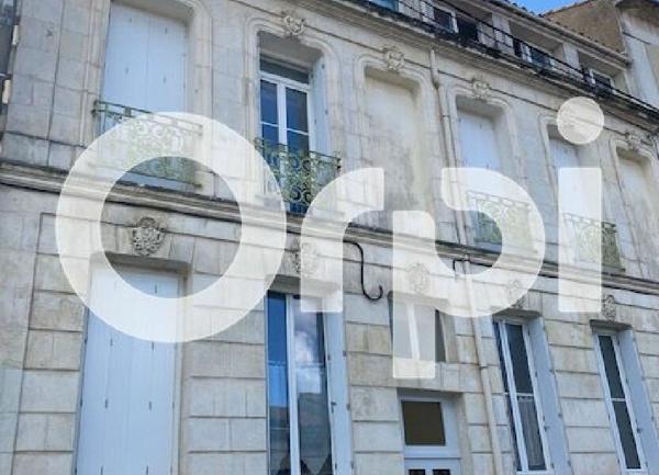 Appartement à vendre  2 pièces •  Rochefort