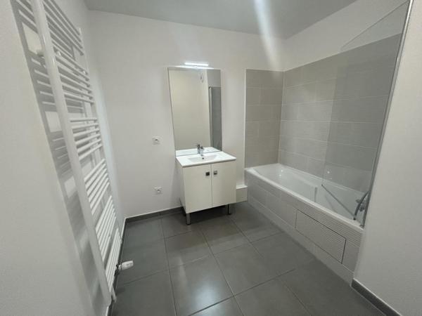 Location Appartement 3 pièces 57.22 m² - Alfortville 94140