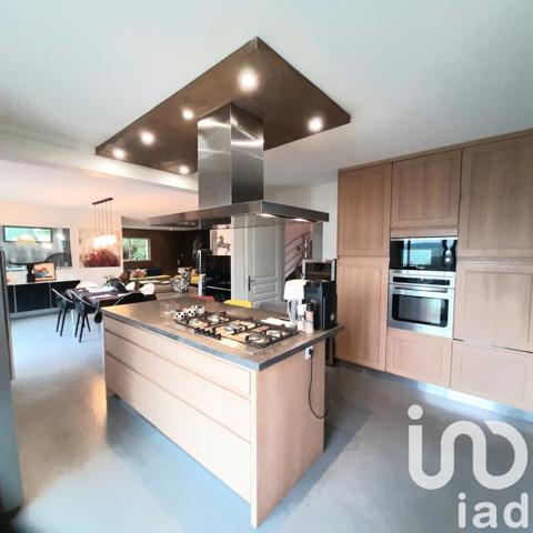 Maison à vendre 8 pièces 182 m² Carhaix-Plouguer