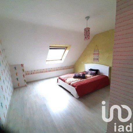 Maison à vendre 8 pièces 182 m² Carhaix-Plouguer