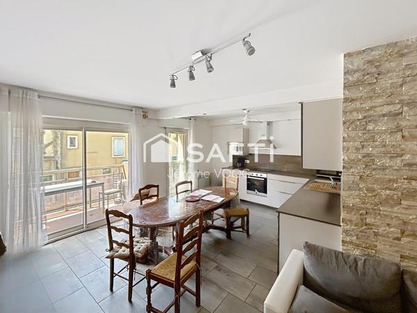 MANOSQUE – SUPERBE APPARTEMENT DE 95 m² , 3 CHAMBRES,  EN PLEIN CŒUR DE VILLE