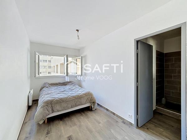 MANOSQUE – SUPERBE APPARTEMENT DE 95 m² , 3 CHAMBRES,  EN PLEIN CŒUR DE VILLE