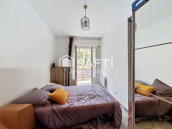 MANOSQUE – SUPERBE APPARTEMENT DE 95 m² , 3 CHAMBRES,  EN PLEIN CŒUR DE VILLE