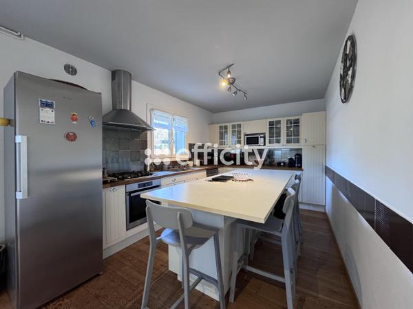 Maison 7 pièces - 143 m²