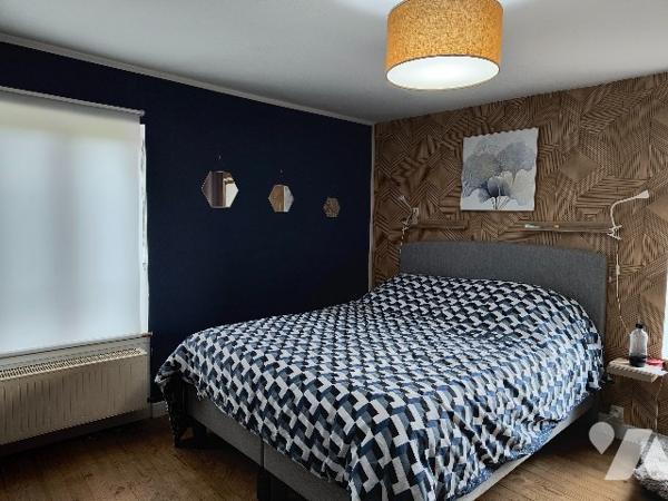 MAISON DE VILLE RENOVEE AU CALME A NEUILLY SAINT FRONT