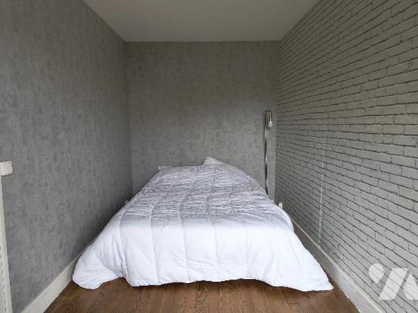 MAISON DE VILLE RENOVEE AU CALME A NEUILLY SAINT FRONT