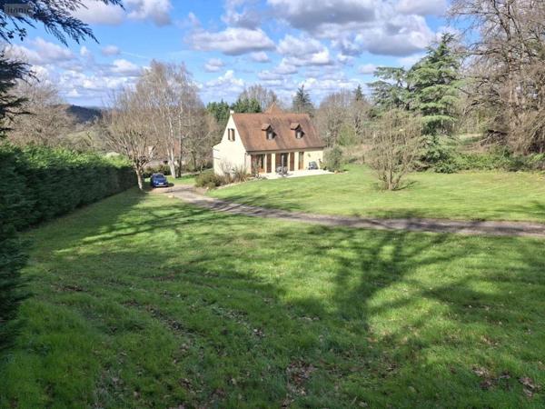 Maison à vendre à Gourdon dans le Lot (46300), ref : 46041/445