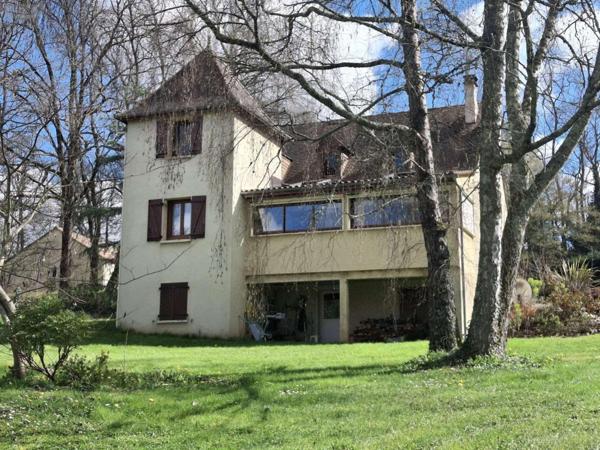 Maison à vendre à Gourdon dans le Lot (46300), ref : 46041/445