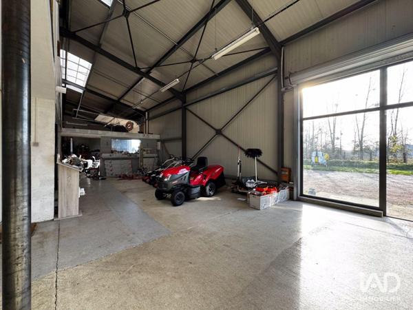 Atelier à vendre 310 m² Bâlines