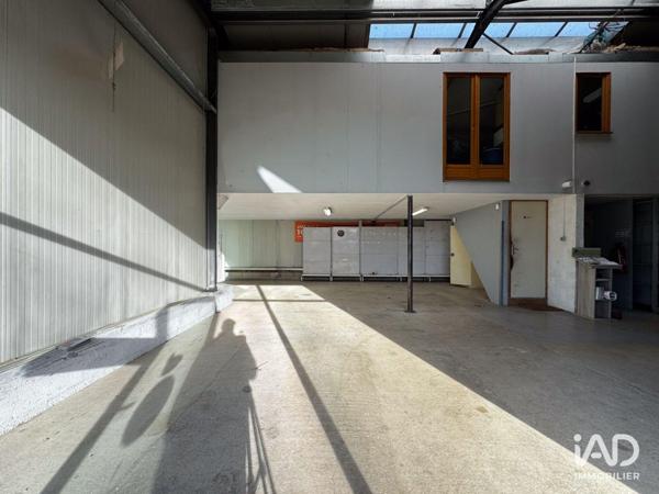 Atelier à vendre 310 m² Bâlines