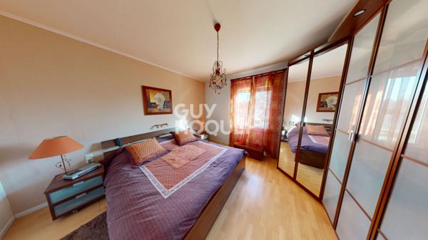 MINERVOIS - Maison plain pied 4 chambres avec garage et jardin.