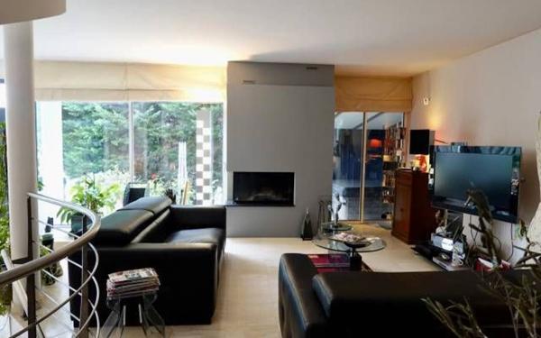 Maison à vendre    6 pièces • 195 m2 Toulouse