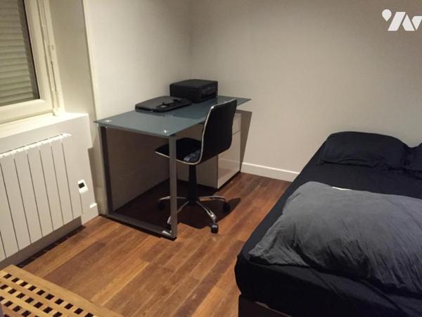 ANGERS NEY/ST SERGE IMMEUBLE DE TROIS LOGEMENTS