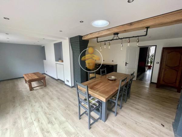 Vente Maison 9 pièces 295 m2 à Charmes