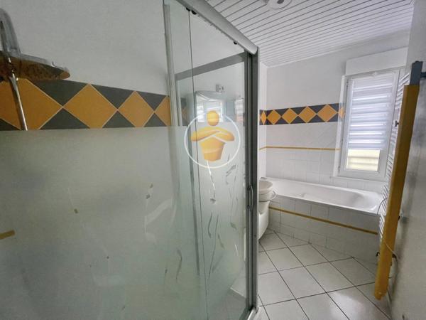 Vente Maison 9 pièces 295 m2 à Charmes