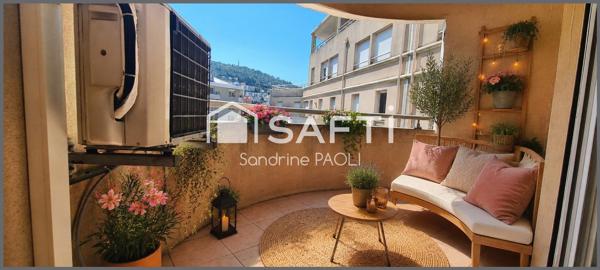 Appartement idéalement situé avec balcon et garage