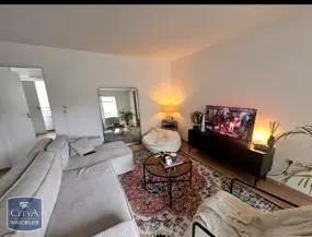 Appartement à louer 2 pièces 64.05m² Angers (49100)